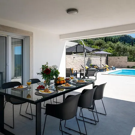 Casa De Flores Dubravka